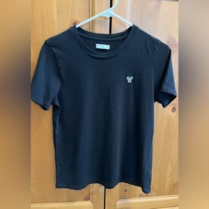 Aritzia TNA black short sleeve T-shirt Size M